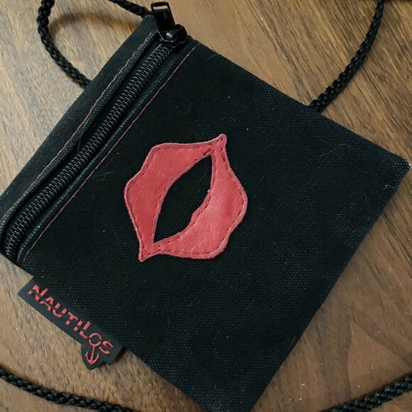 Nautilos Shoulder Bag - Picture 1 of 3